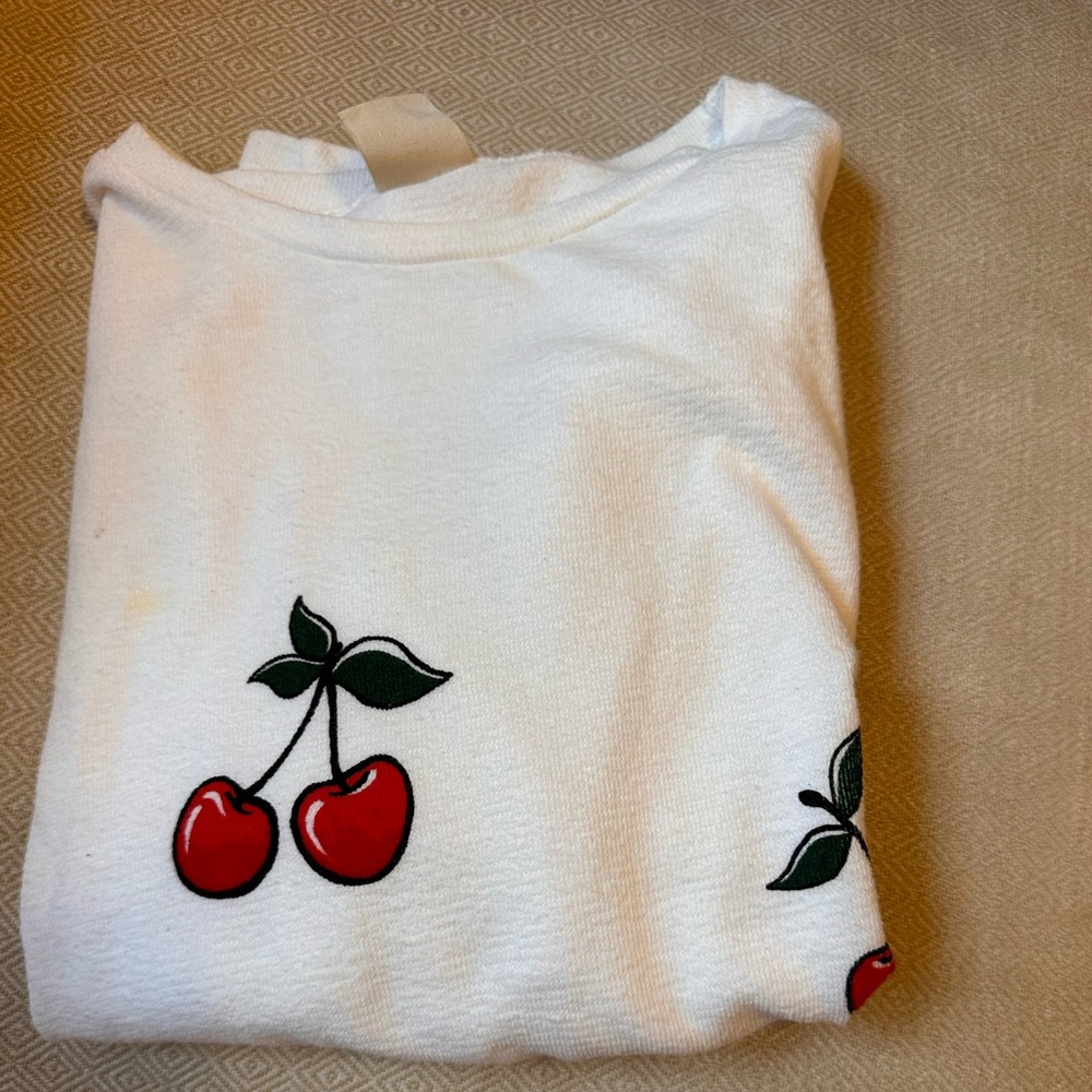 Zara cherry top - Picture 2 of 7